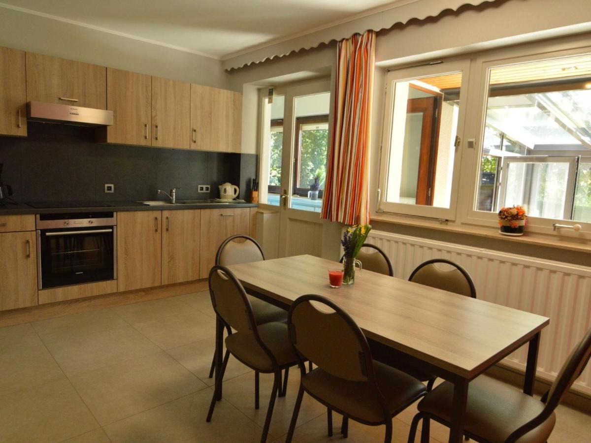 Elegant Villa In Stavelot With Fitness Playroom ภายนอก รูปภาพ