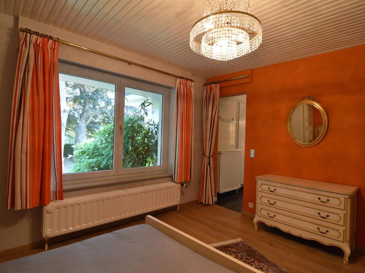Elegant Villa In Stavelot With Fitness Playroom ภายนอก รูปภาพ